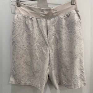Lululemon zeroed in linerless short 7”